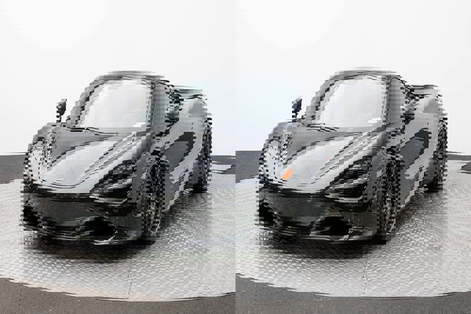 Used 2023 McLaren 720S Spider image 52