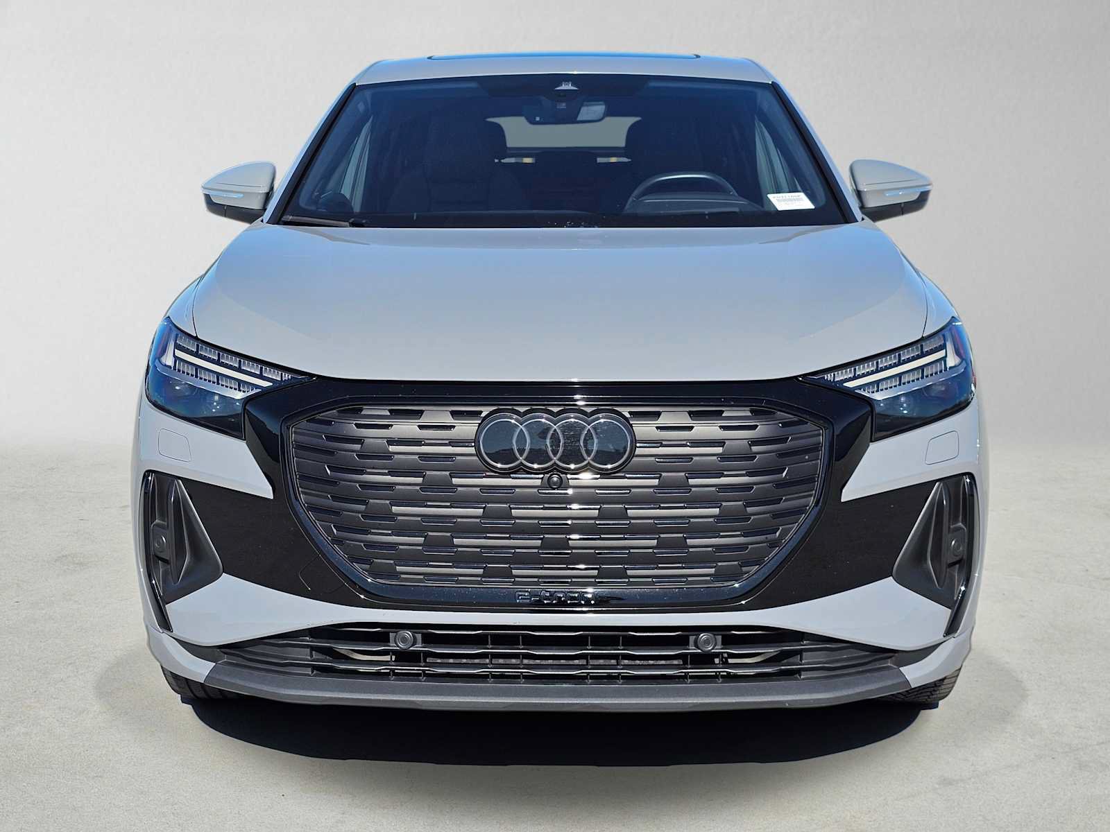Used 2024 Audi Q4 e-tron Prestige w/ Black Optic Plus Package AWD/4WD image 8