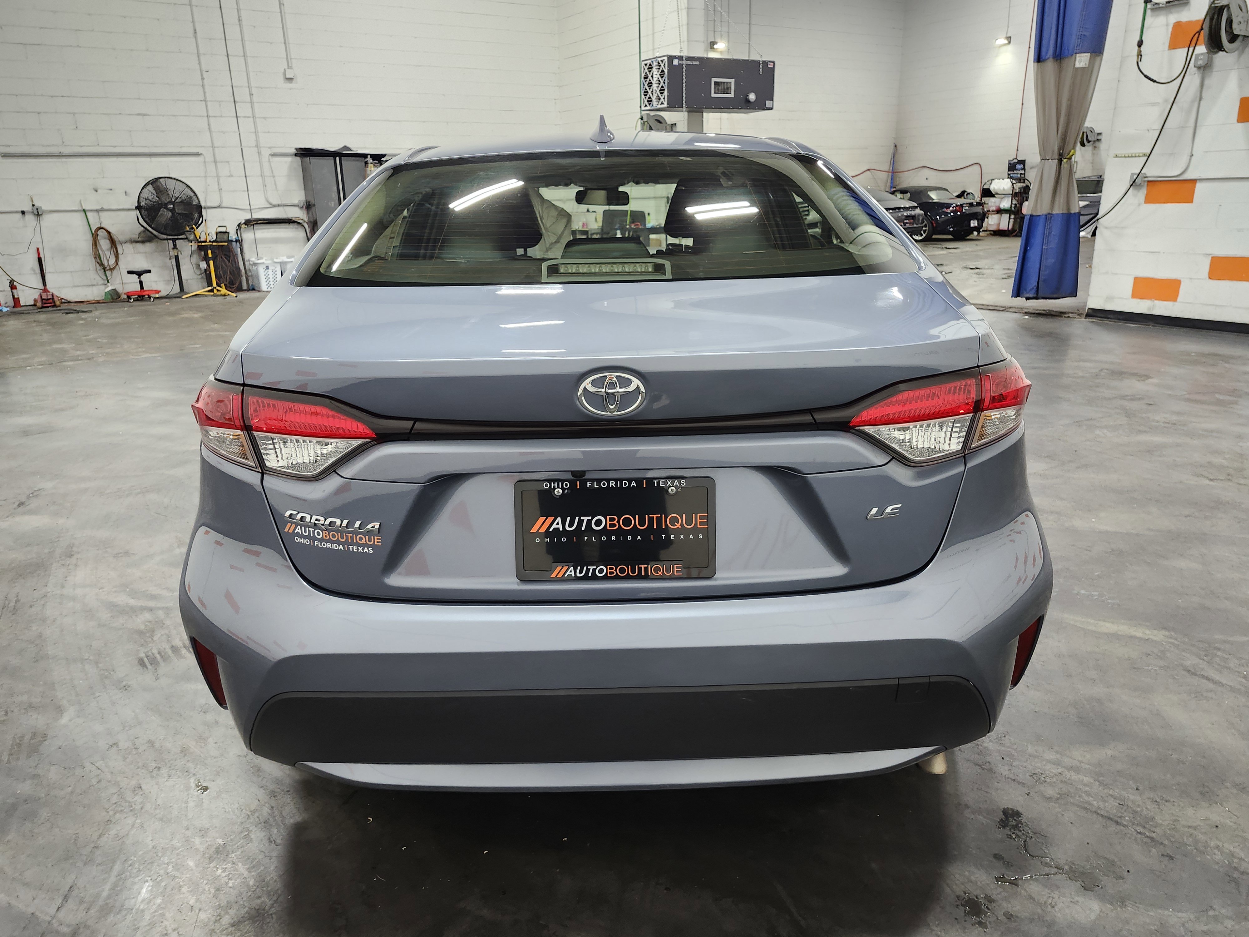 Used 2022 Toyota Corolla LE FWD image 14