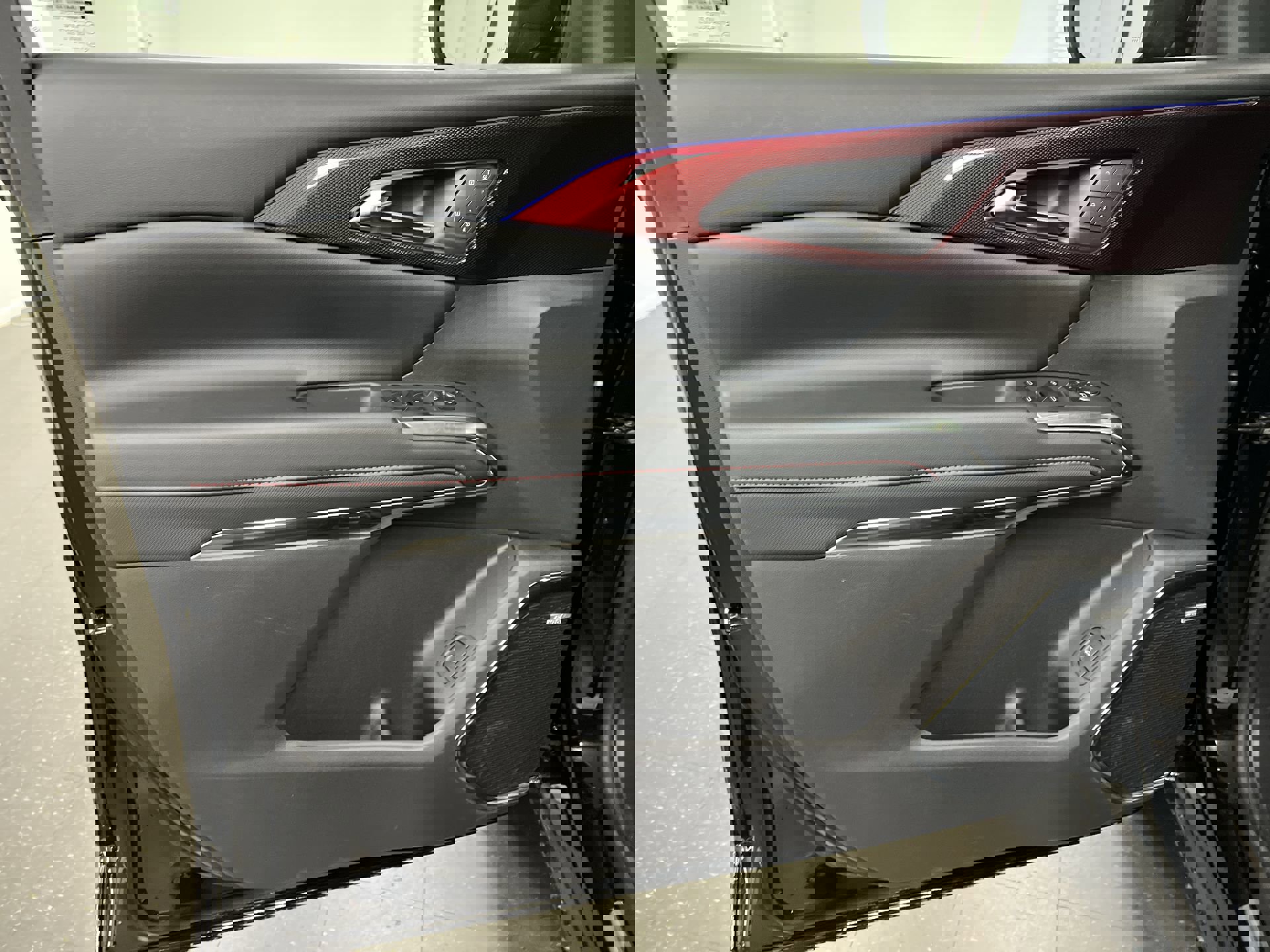 New 2026 Chevrolet Traverse RS w/ LPO, Floor Liner Package image 59