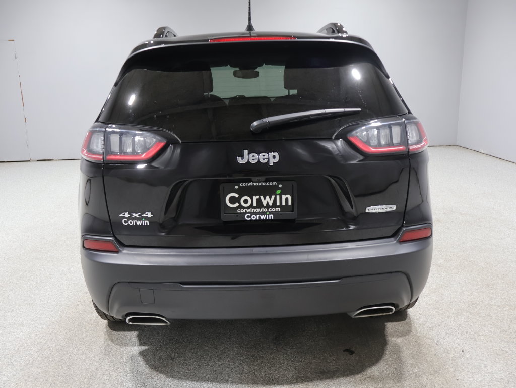 Used 2022 Jeep Cherokee Latitude Lux AWD/4WD image 3