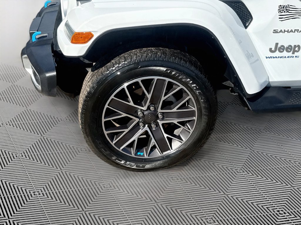 Certified 2023 Jeep Wrangler Unlimited Sahara w/ Cold Weather Group AWD/4WD image 35