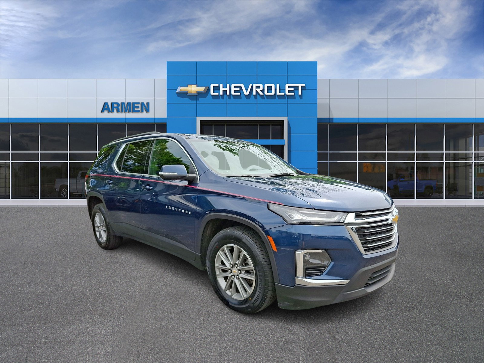 Certified 2023 Chevrolet Traverse LT w/ LPO, Floor Liner Package AWD/4WD image 4
