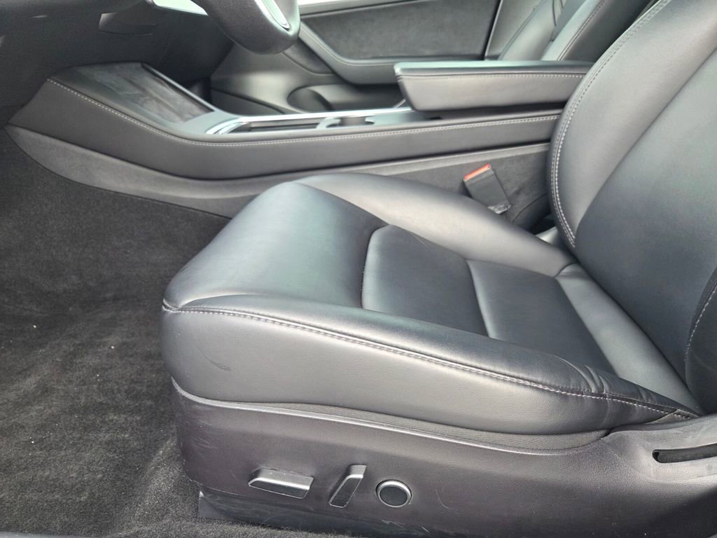 Used 2022 Tesla Model 3 Long Range image 13