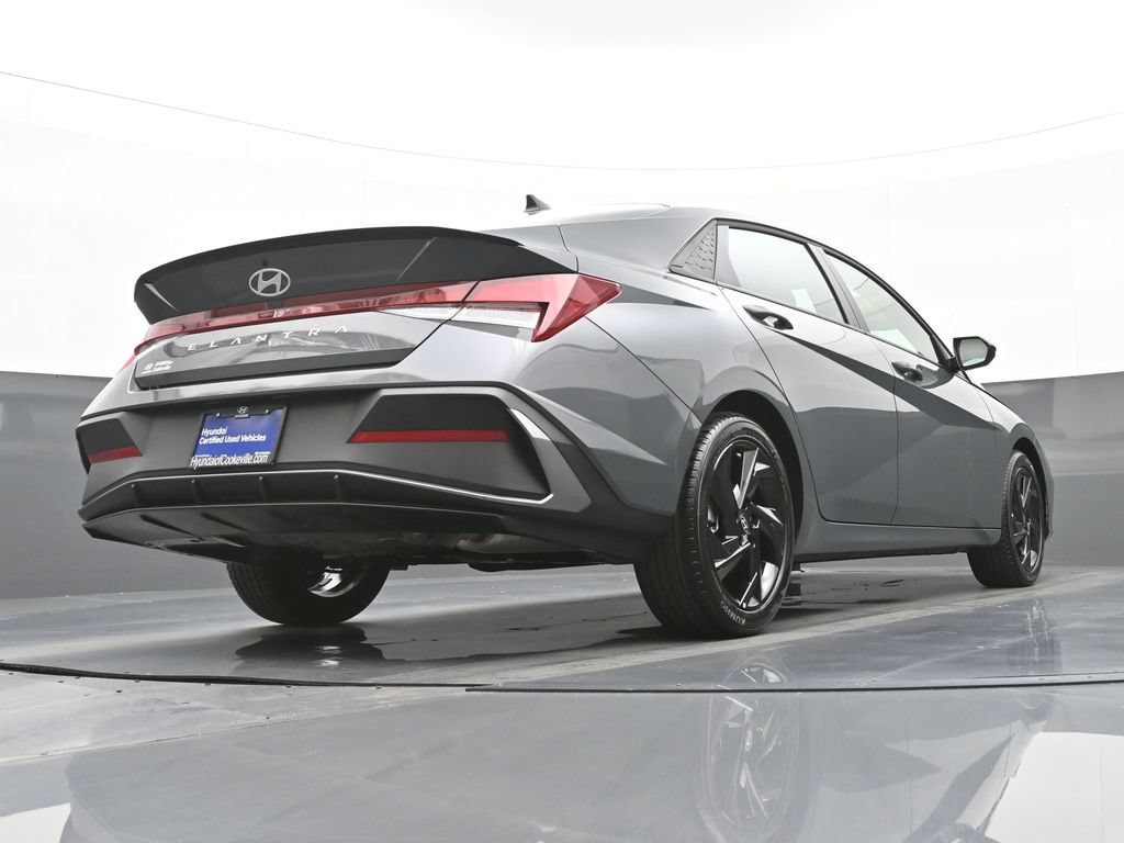 Used 2026 Hyundai Elantra Sport w/ Cargo Package FWD image 47