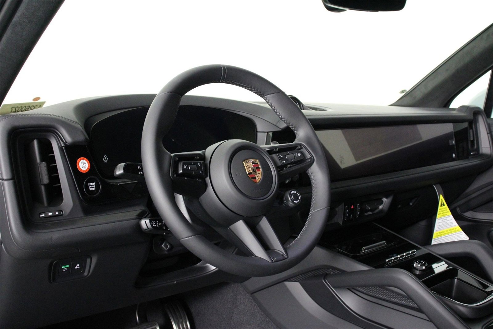 New 2026 Porsche Cayenne GTS image 4