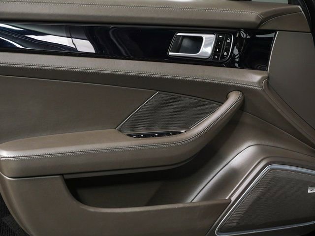 Certified 2020 Porsche Panamera Turbo w/ Sport Package AWD/4WD image 6