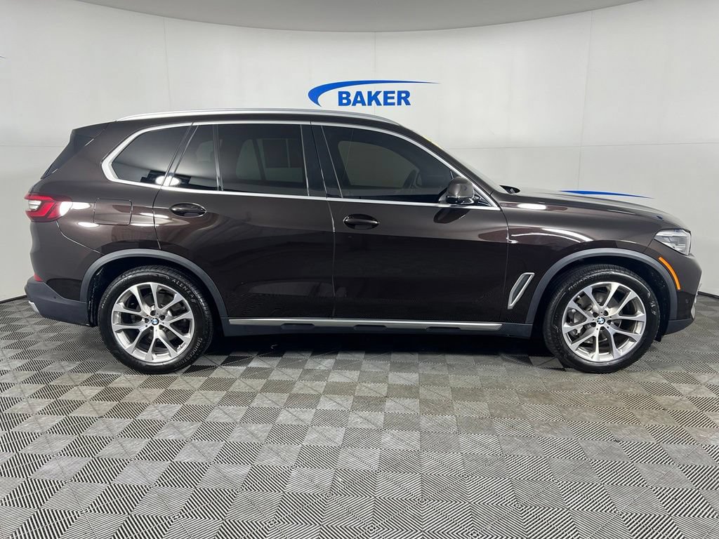 Used 2022 BMW X5 xDrive40i w/ Premium Package AWD/4WD image 7