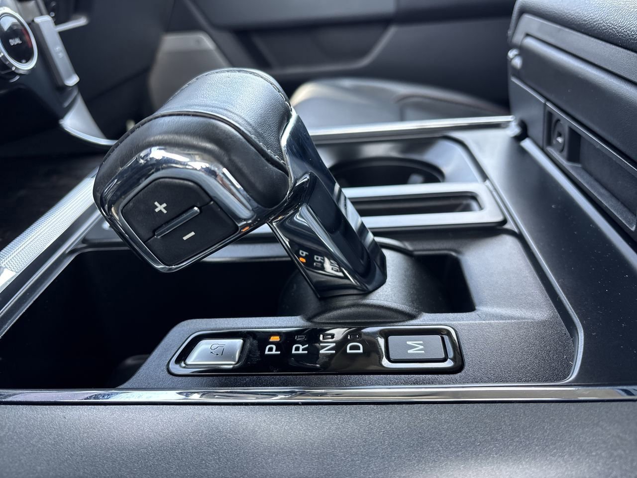 Certified 2023 Ford F150 Lariat w/ Equipment Group 502A High image 26