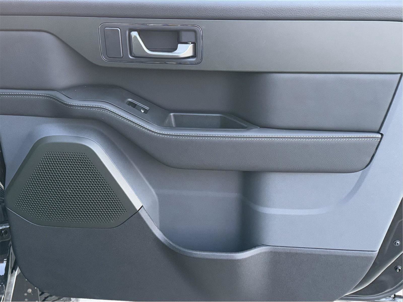 New 2025 INEOS Grenadier Station Wagon AWD/4WD image 20