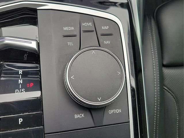 Used 2023 BMW 330i Sedan w/ Parking Assistance Package RWD image 27