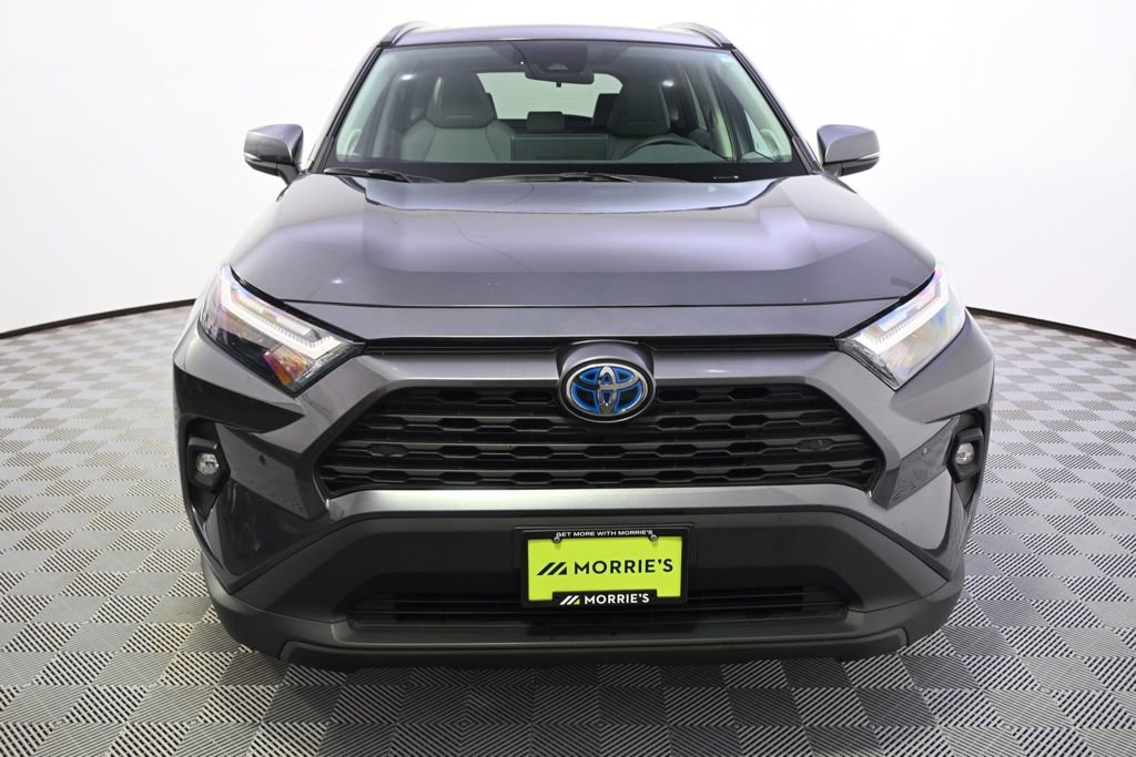 Used 2023 Toyota RAV4 XLE Premium image 10