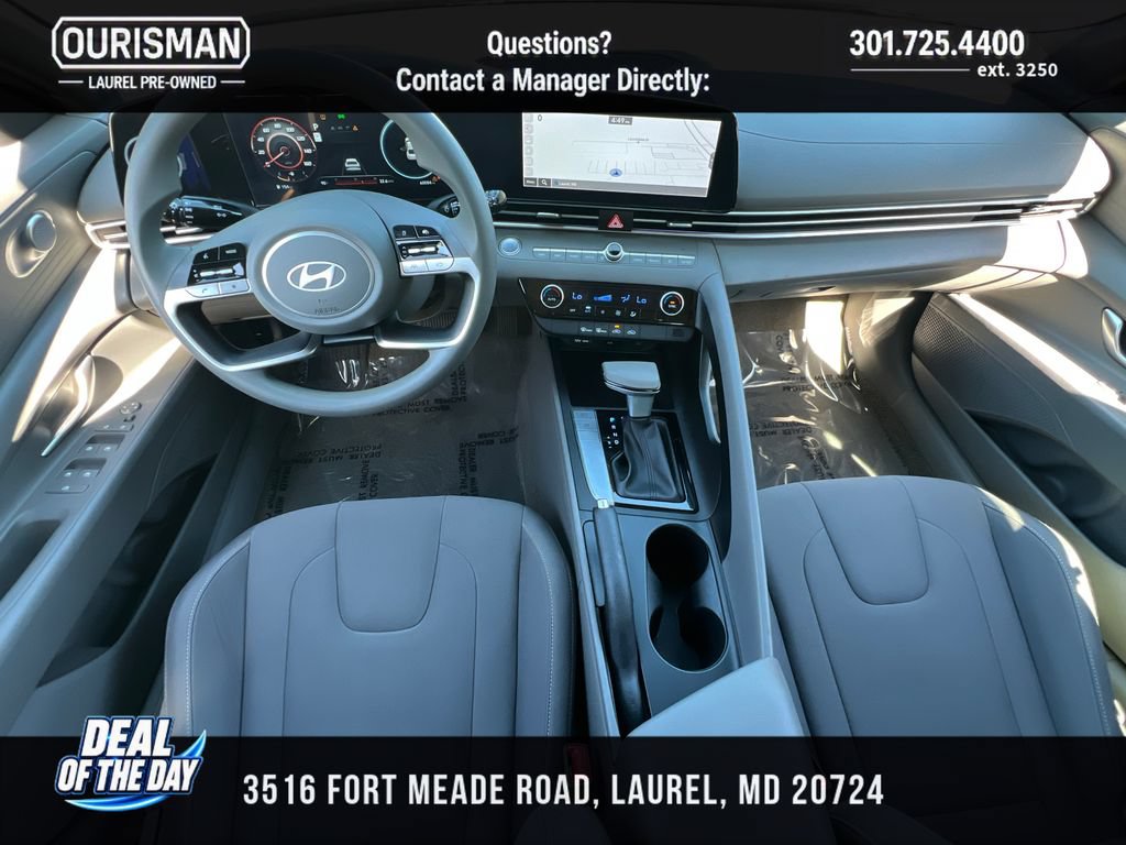 Used 2024 Hyundai Elantra SEL FWD image 17