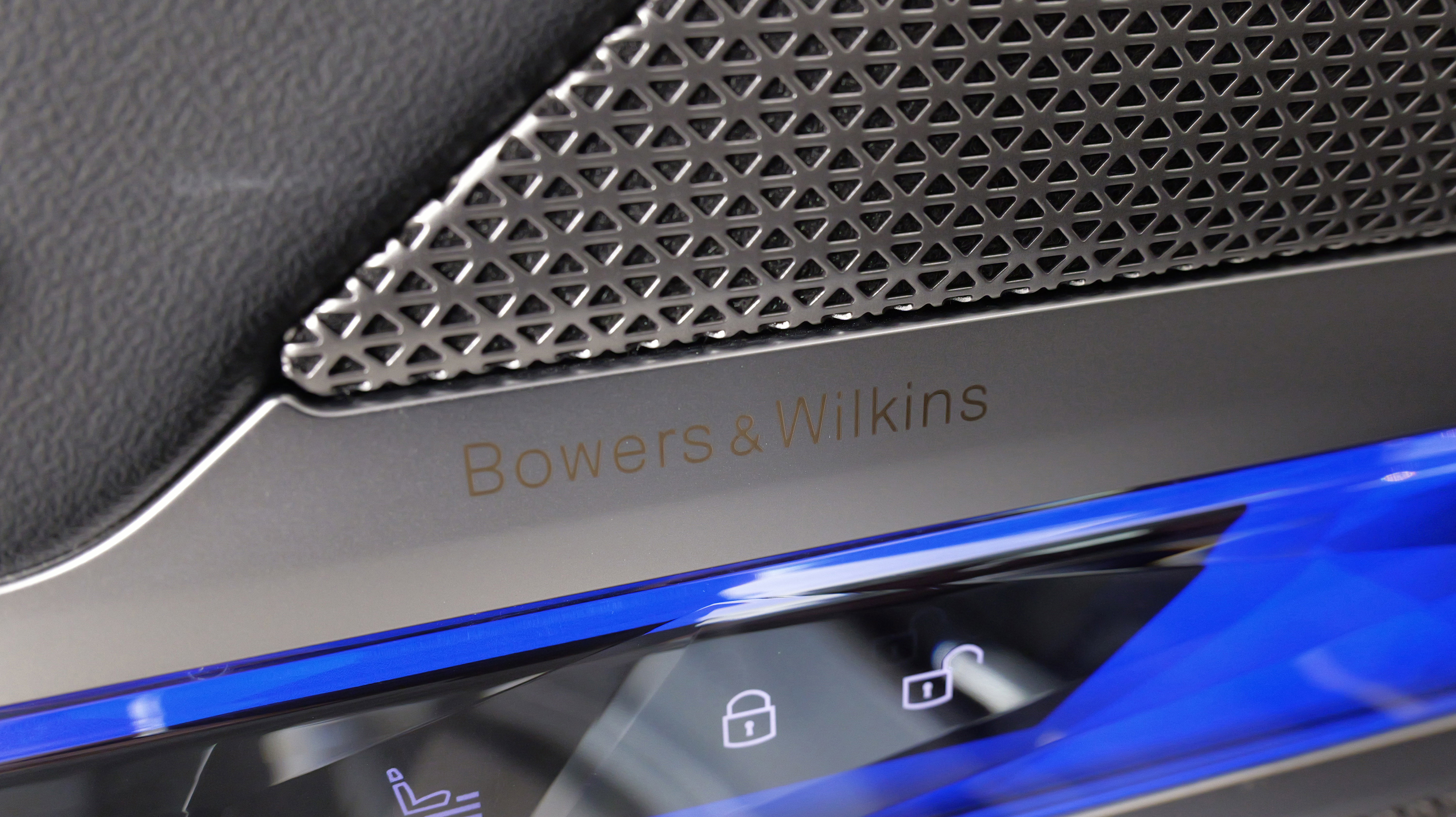 Used 2024 BMW 740i xDrive image 26