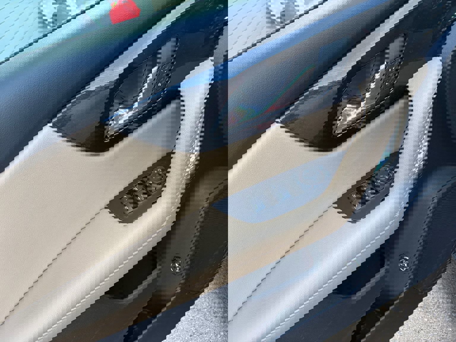 Used 2022 Chevrolet Blazer Premier image 11