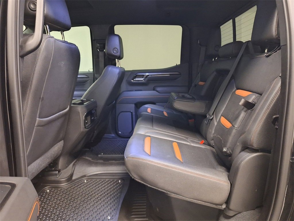 Used 2023 GMC Sierra 1500 AT4 w/ AT4 Preferred Package image 10