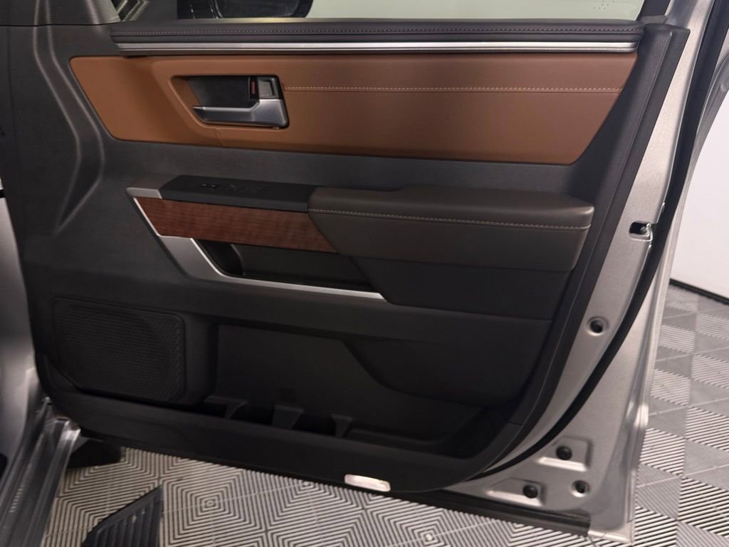 Used 2025 Toyota Tundra 1794 Edition AWD/4WD image 33