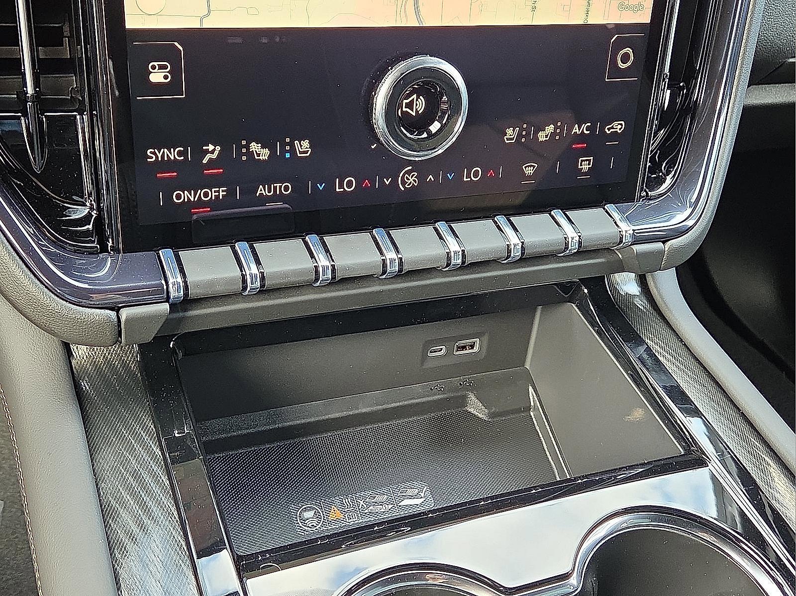 New 2026 GMC Yukon XL AT4 w/ AT4 Premium Plus Package image 21