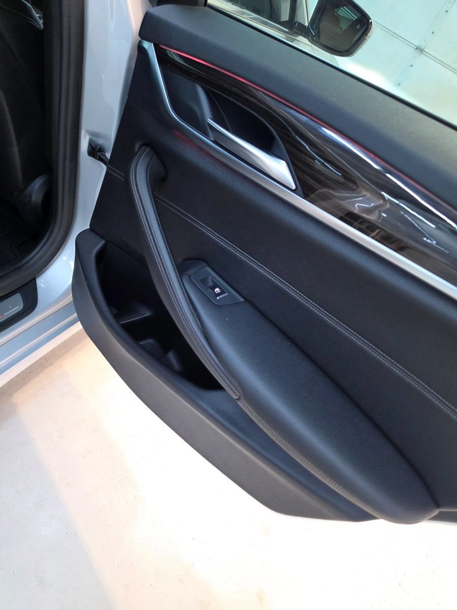 Used 2018 BMW 530i RWD image 43