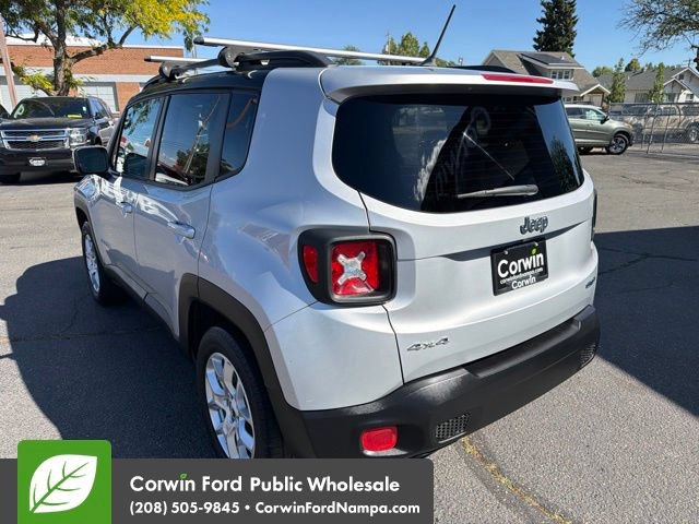 Used 2015 Jeep Renegade Latitude AWD/4WD image 7