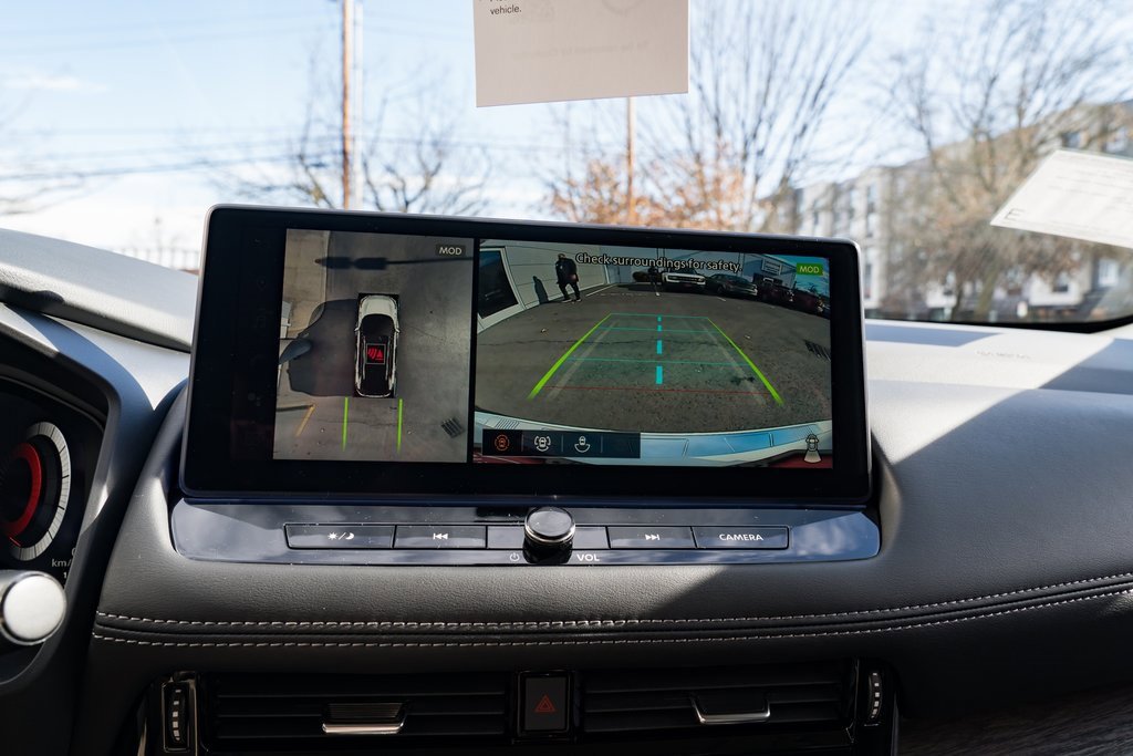 New 2026 Nissan Rogue Platinum image 14