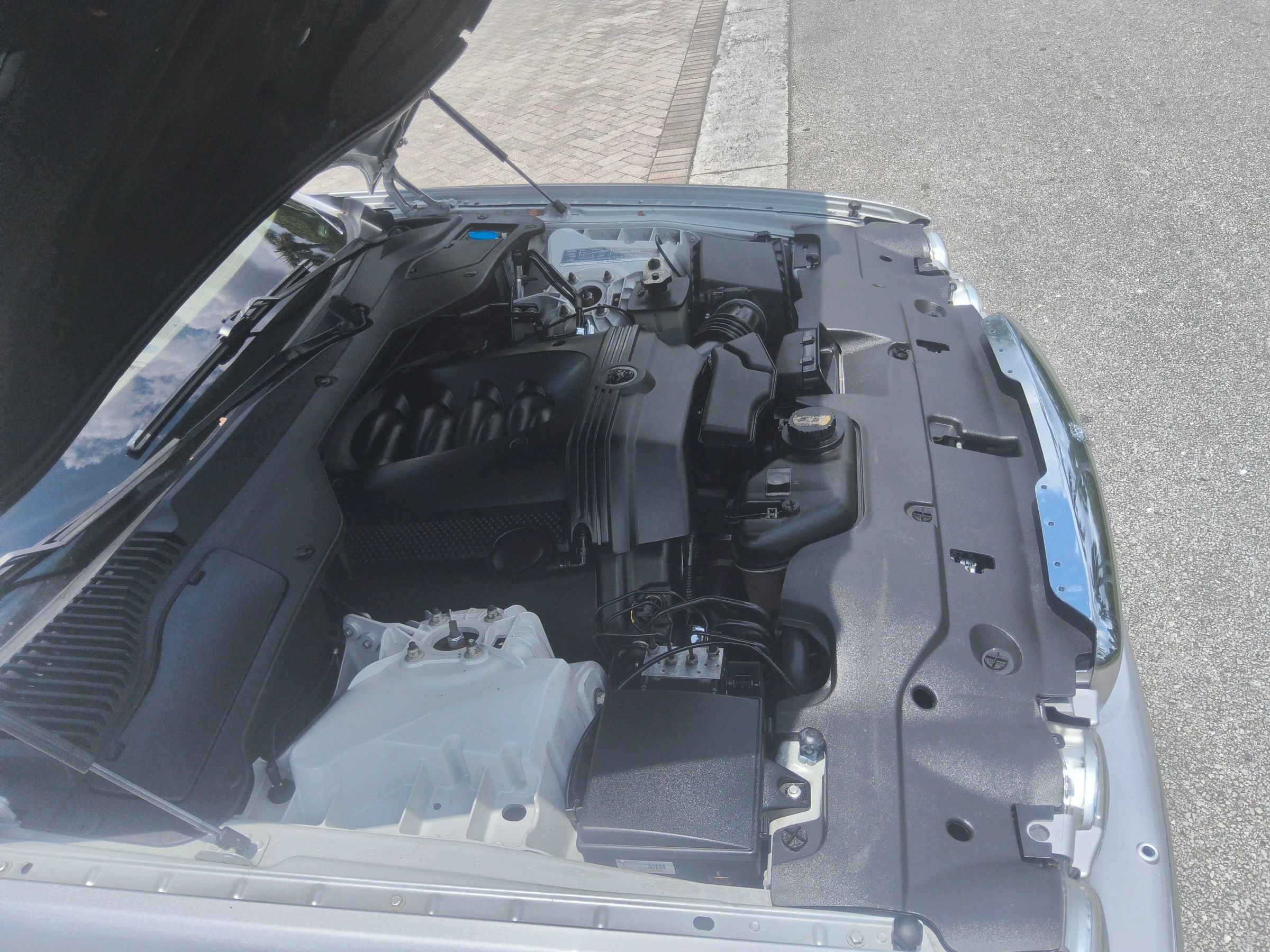 Used 2006 Jaguar XJ Vanden Plas RWD image 44