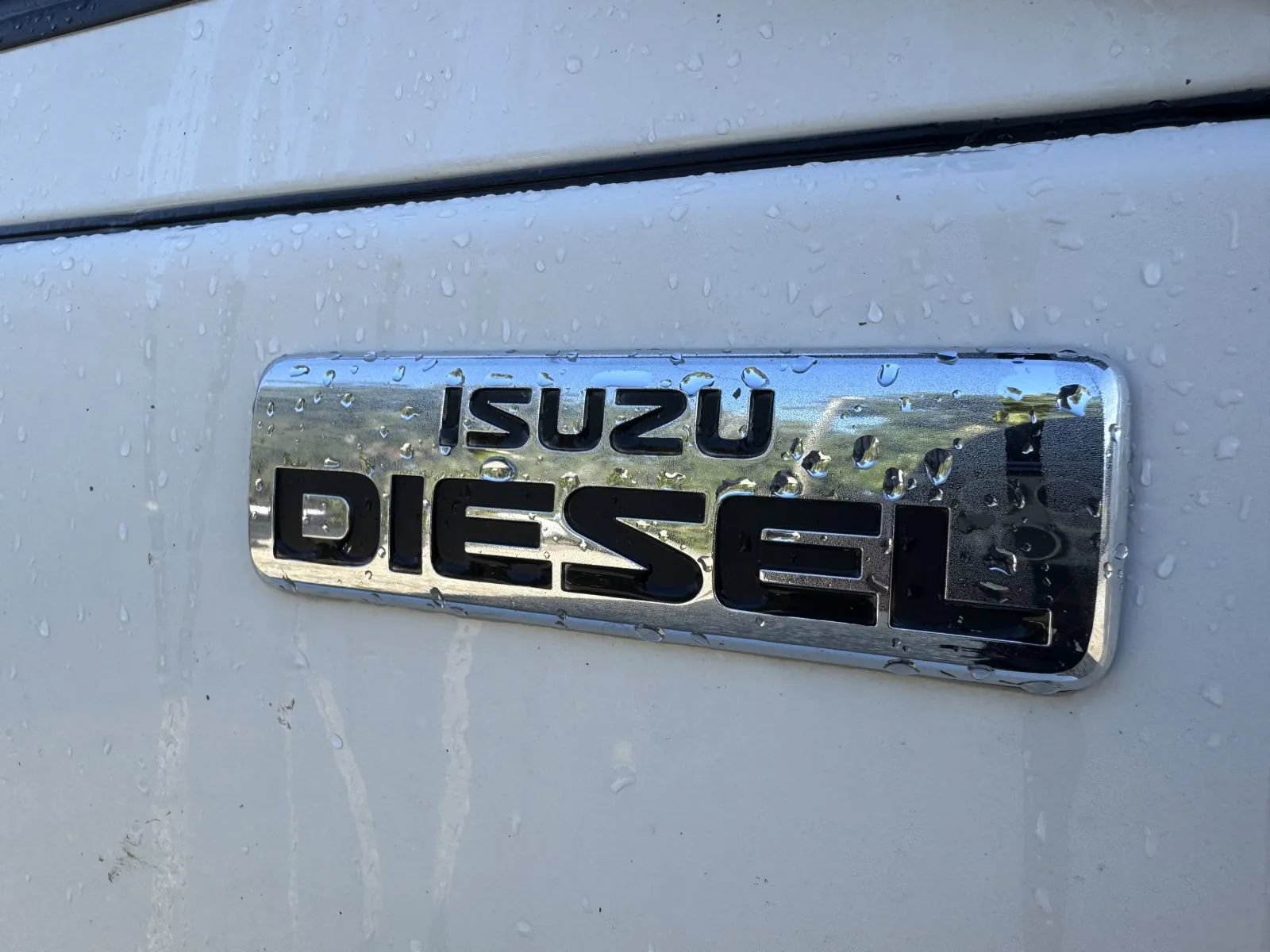 Used 2024 Isuzu NPR 4500 HD RWD image 13