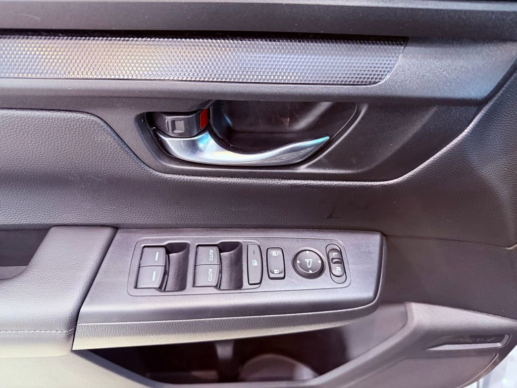 Used 2025 Honda CR-V EX image 19