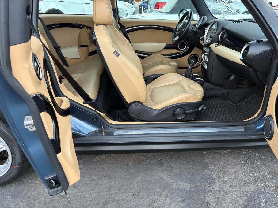 Used 2010 MINI Cooper Clubman Hardtop image 20