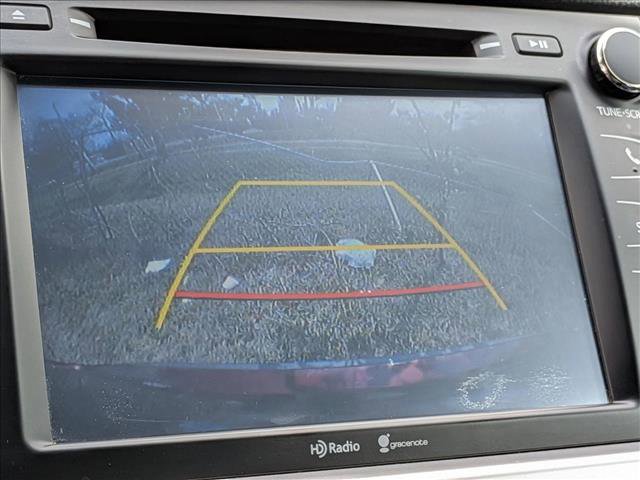 Used 2015 Toyota Highlander Limited Platinum image 6