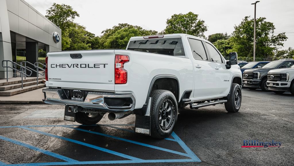 Used 2022 Chevrolet Silverado 2500 LT w/ Convenience Package image 8