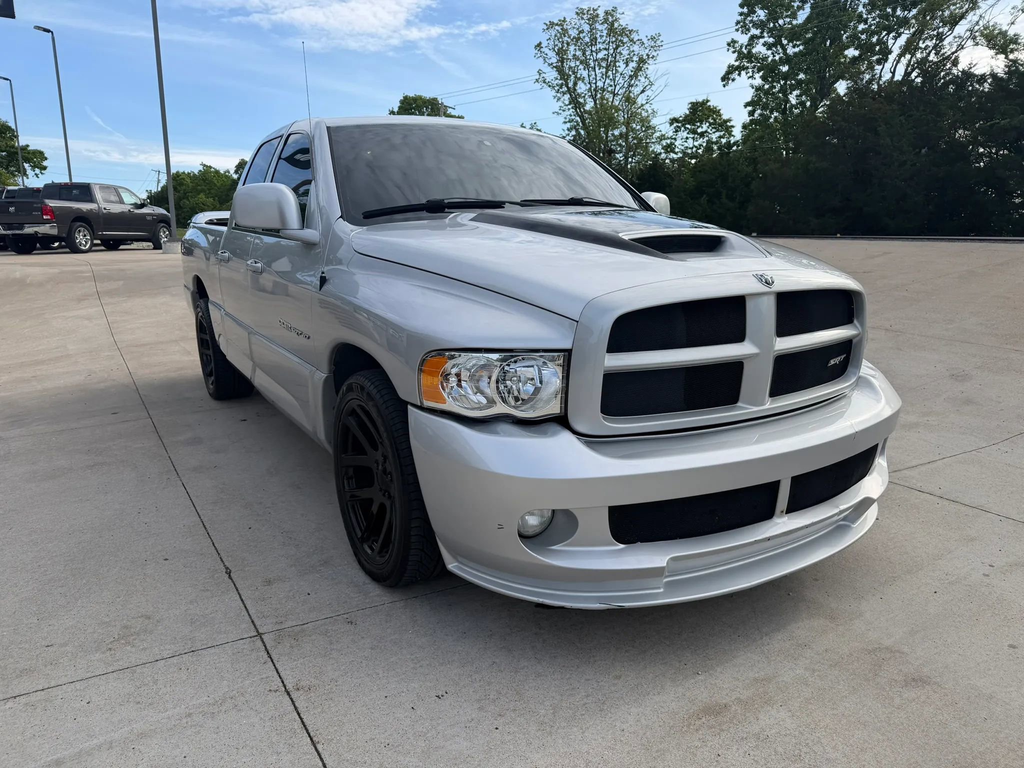 Used 2005 Dodge Ram 1500 Truck 2WD Quad Cab image 3
