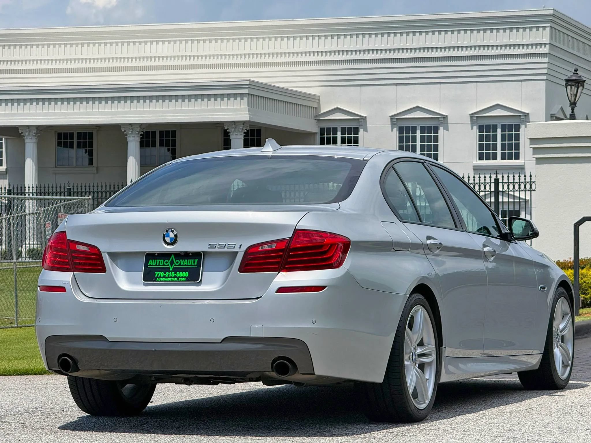 Used 2014 BMW 535i Sedan RWD image 11