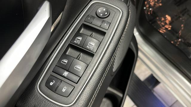 Used 2022 RAM 1500 Rebel w/ Rebel Level B Equipment Group AWD/4WD image 20