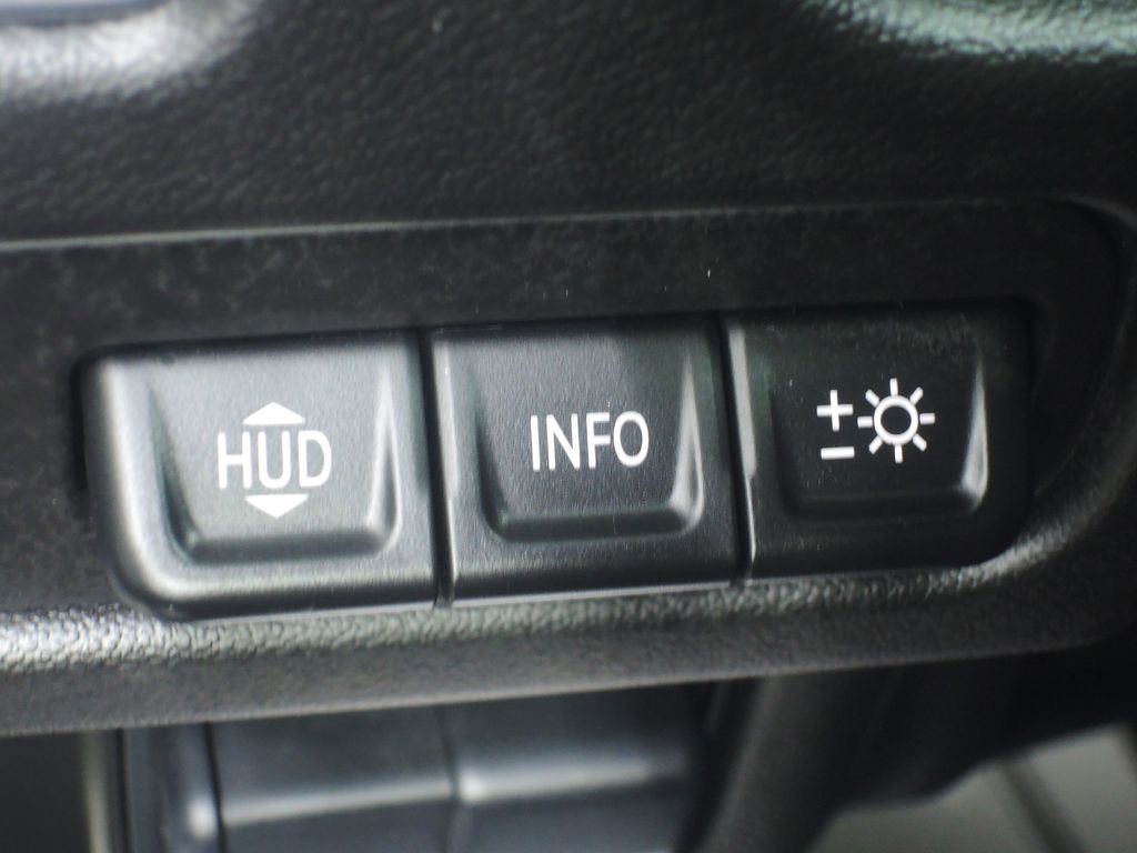 Used 2024 GMC Yukon AT4 w/ AT4 Premium Plus Package image 26