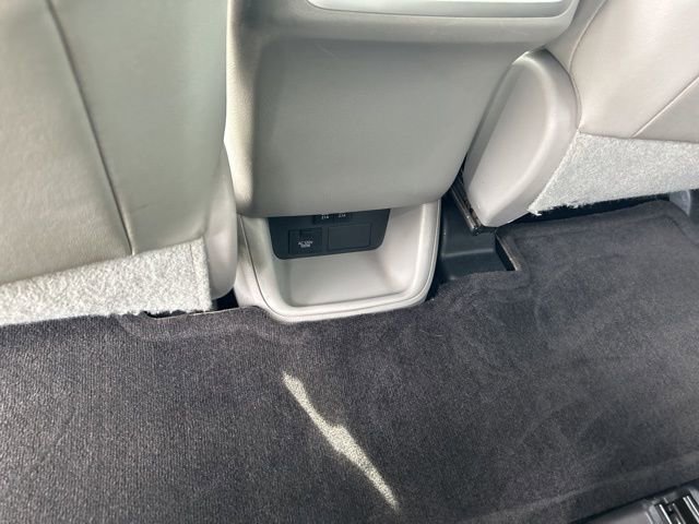 Used 2018 Toyota Highlander Limited FWD image 42