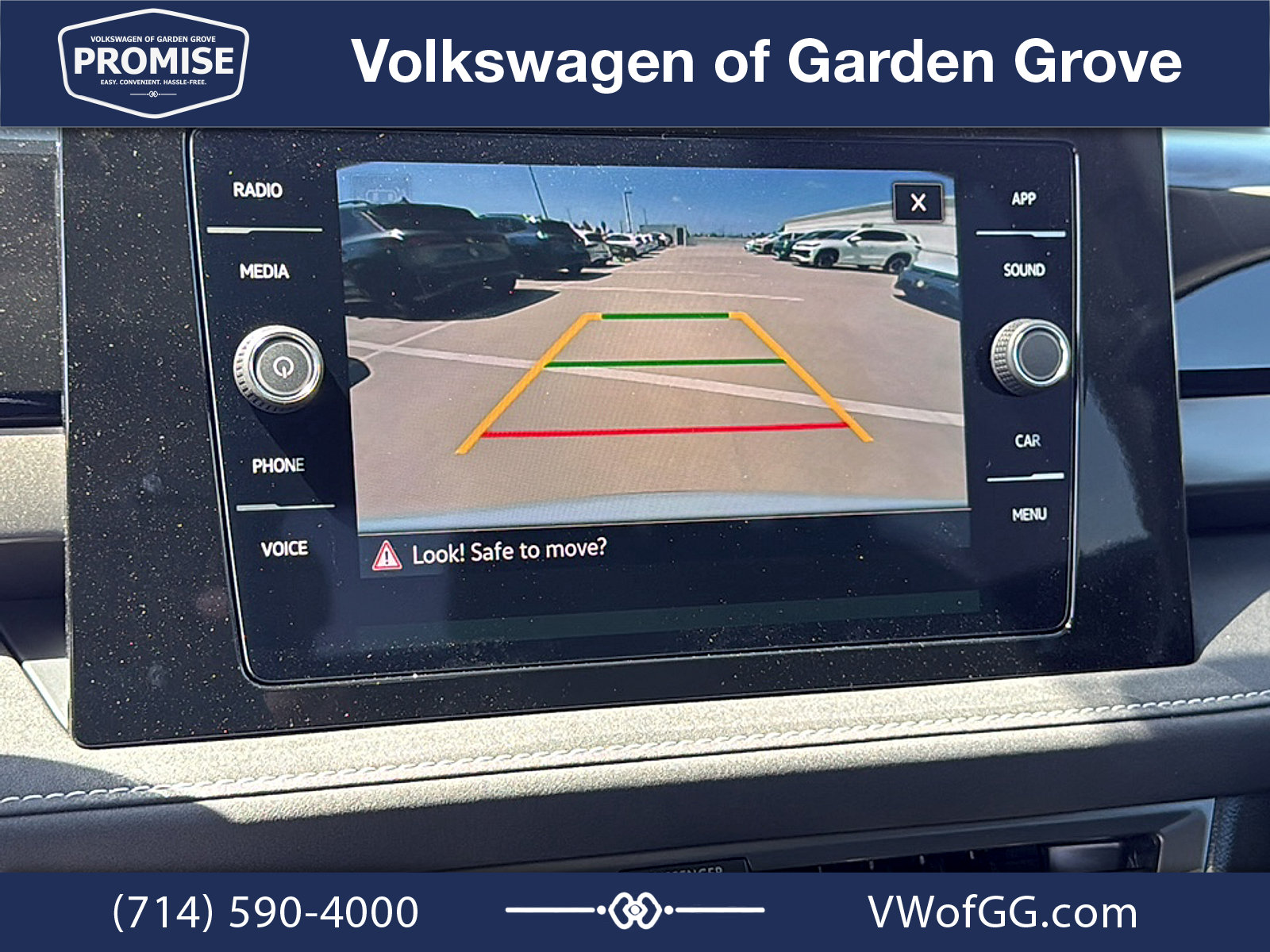 New 2027 Volkswagen Taos SE FWD image 22