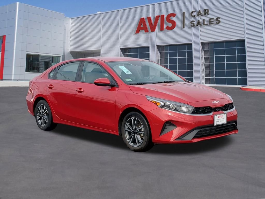 Used 2024 Kia Forte LXS image 9