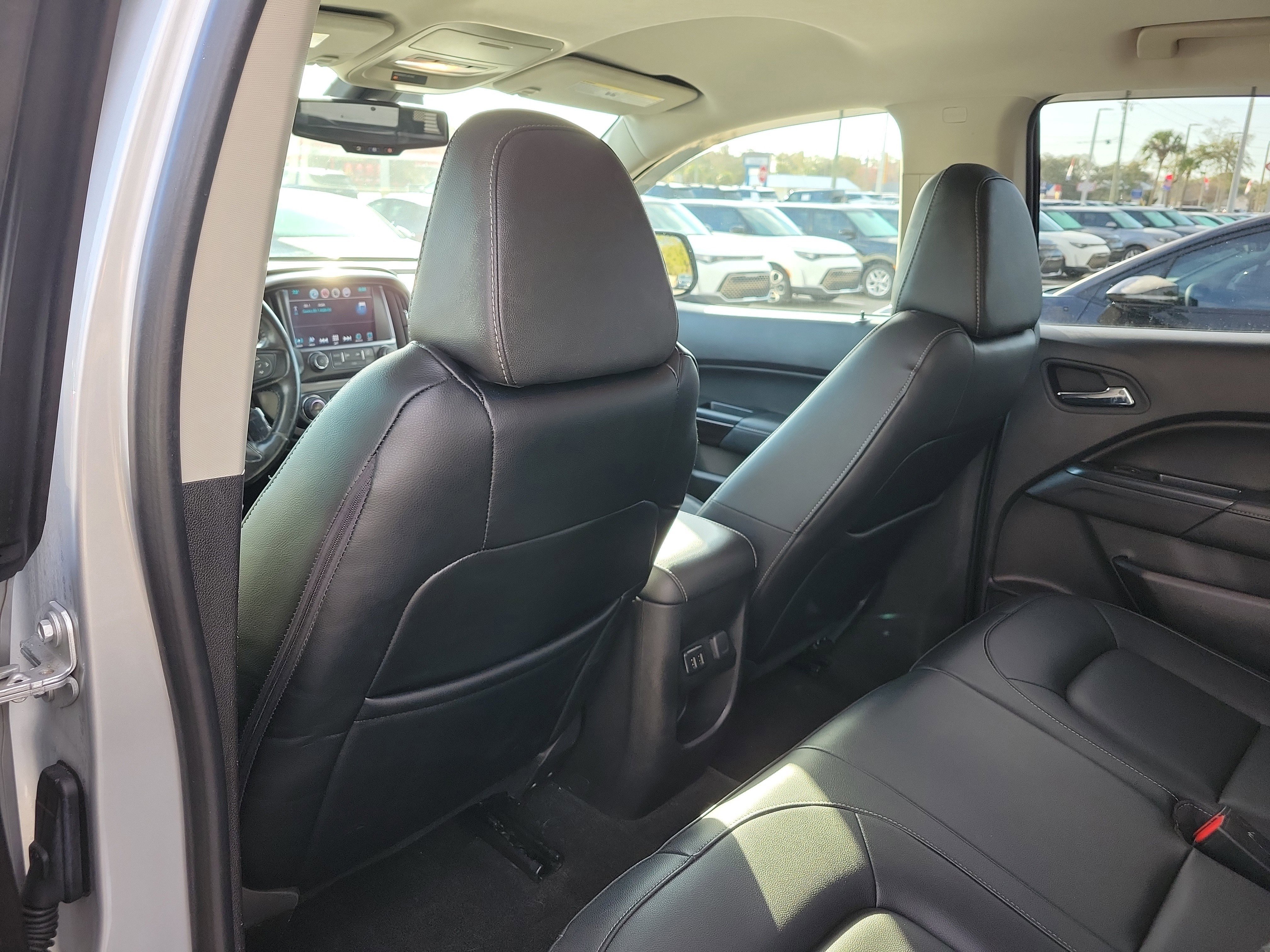 Used 2017 GMC Canyon SLT w/ Driver Alert Package image 15