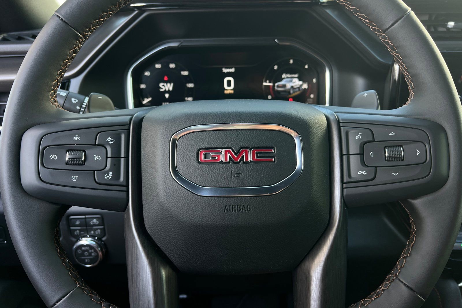 New 2026 GMC Sierra 1500 AT4 w/ AT4 Premium Package AWD/4WD image 22