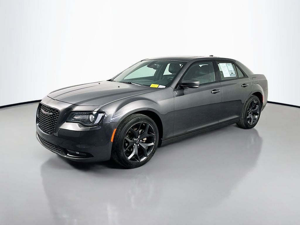Used 2023 Chrysler 300 S RWD image 3