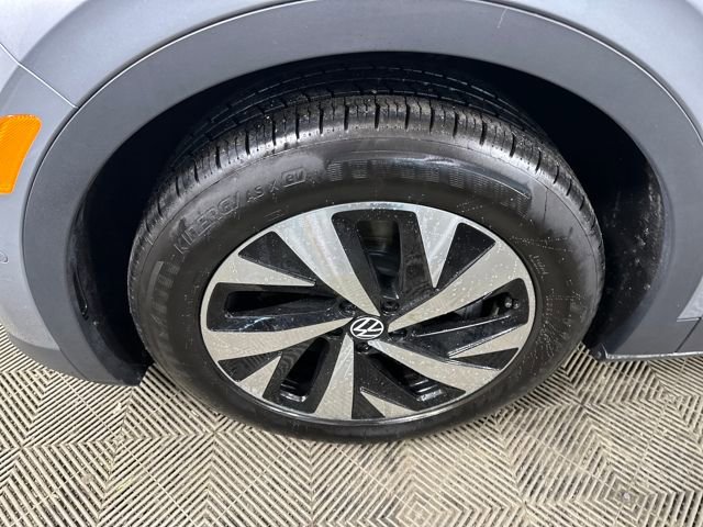 Used 2024 Volkswagen ID.4 Pro image 10