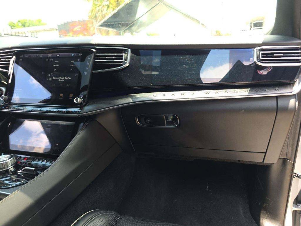 Used 2024 Jeep Grand Wagoneer L Series II w/ Quick Order Packagew 28T AWD/4WD image 9