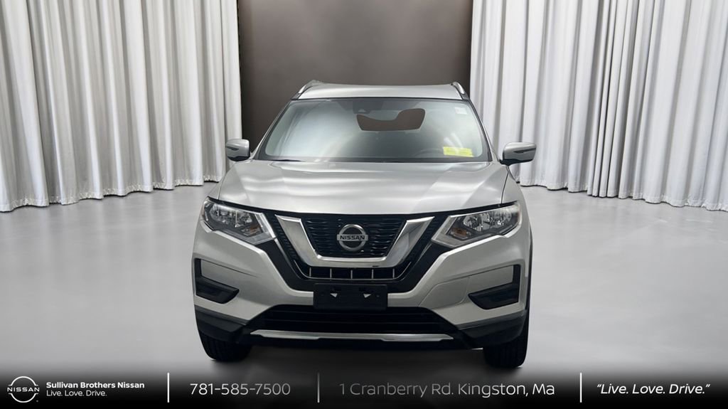 Certified 2019 Nissan Rogue SV w/ Premium Package image 2