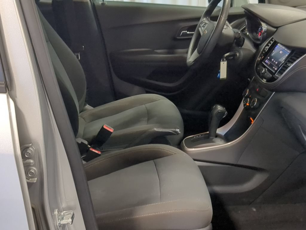 Used 2020 Chevrolet Trax LS w/ Tint and Cruise Package FWD image 24