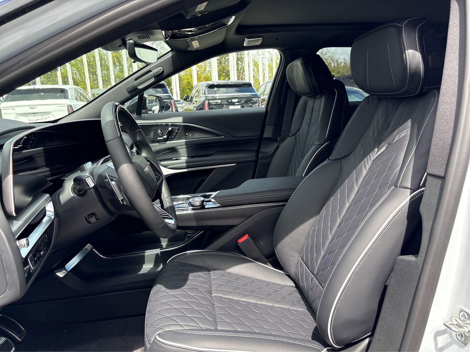 New 2026 Cadillac Lyriq V w/ Exterior Carbon Fiber Package image 9