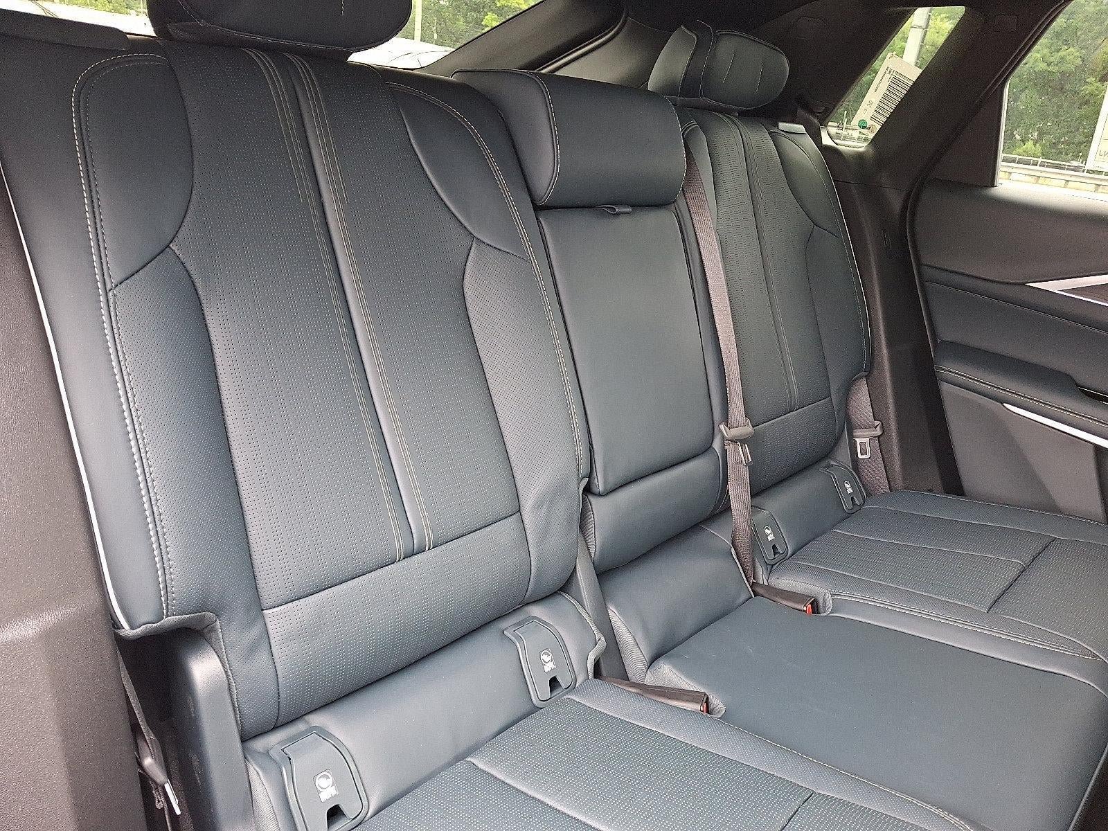 New 2026 Cadillac Lyriq Signature Luxury w/ Nappa Leather Package AWD/4WD image 20