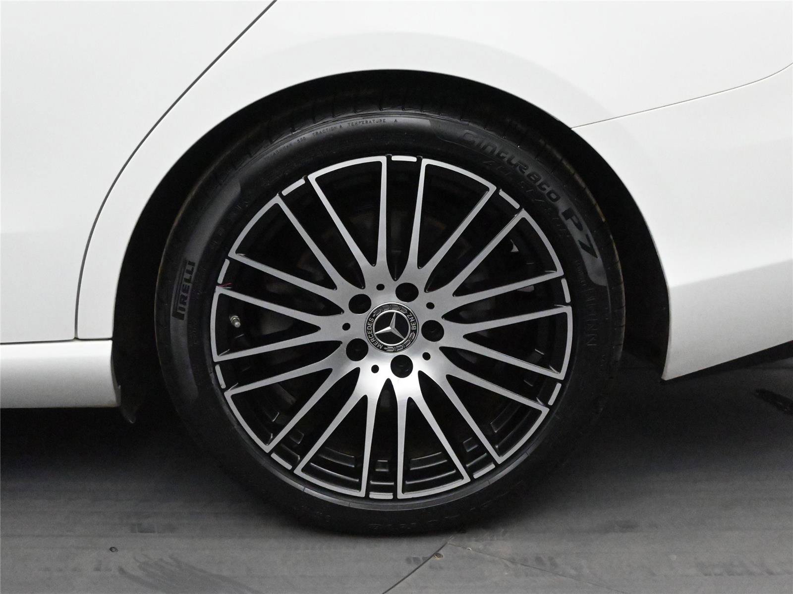 Used 2023 Mercedes-Benz C 300 4MATIC Sedan image 16