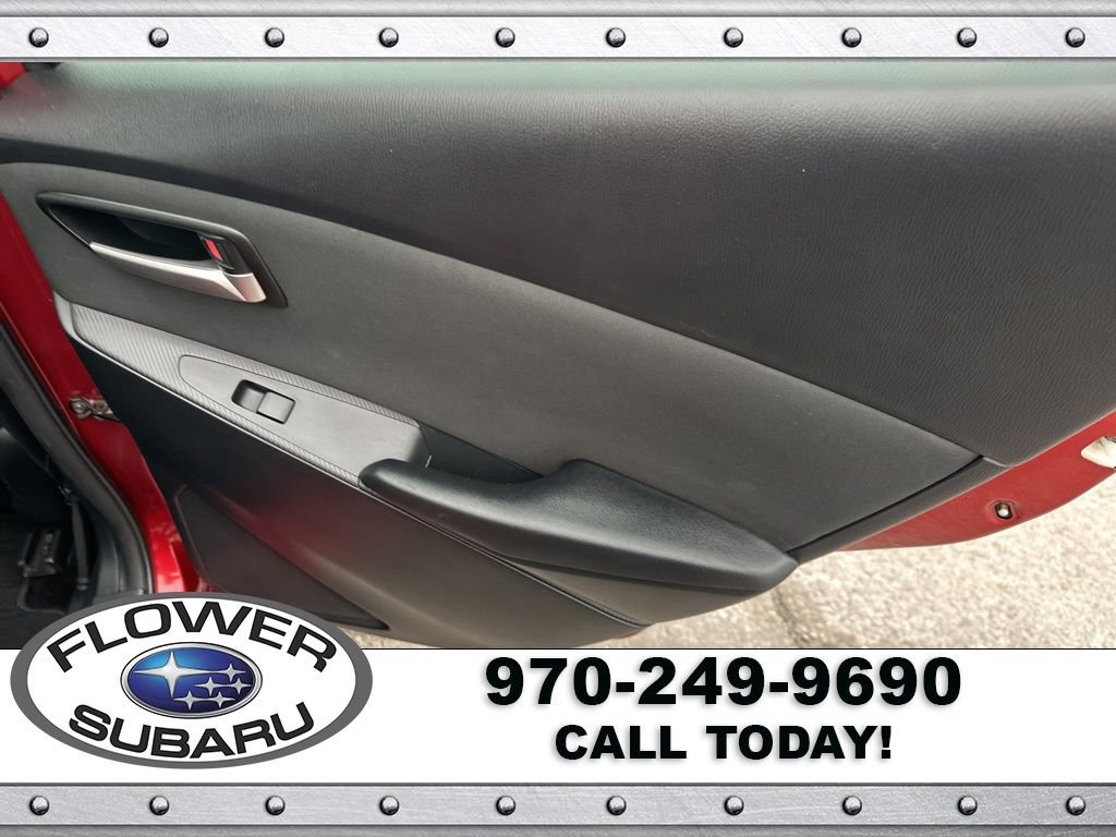 Used 2019 Toyota Yaris LE image 16