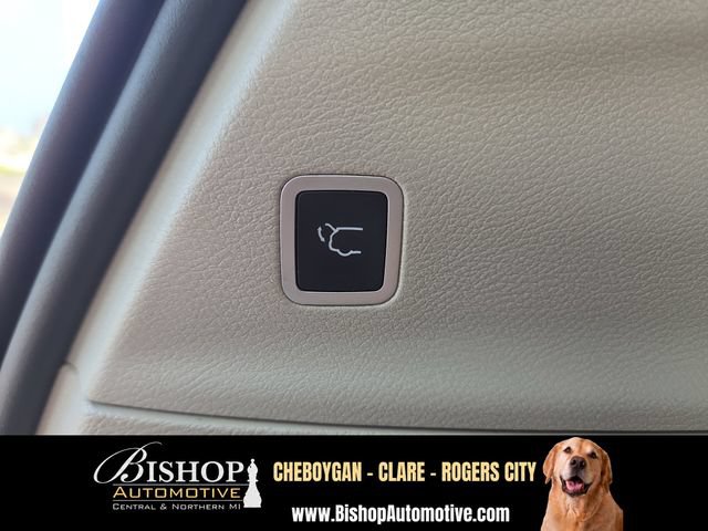 Used 2023 Chrysler Voyager LX FWD image 28